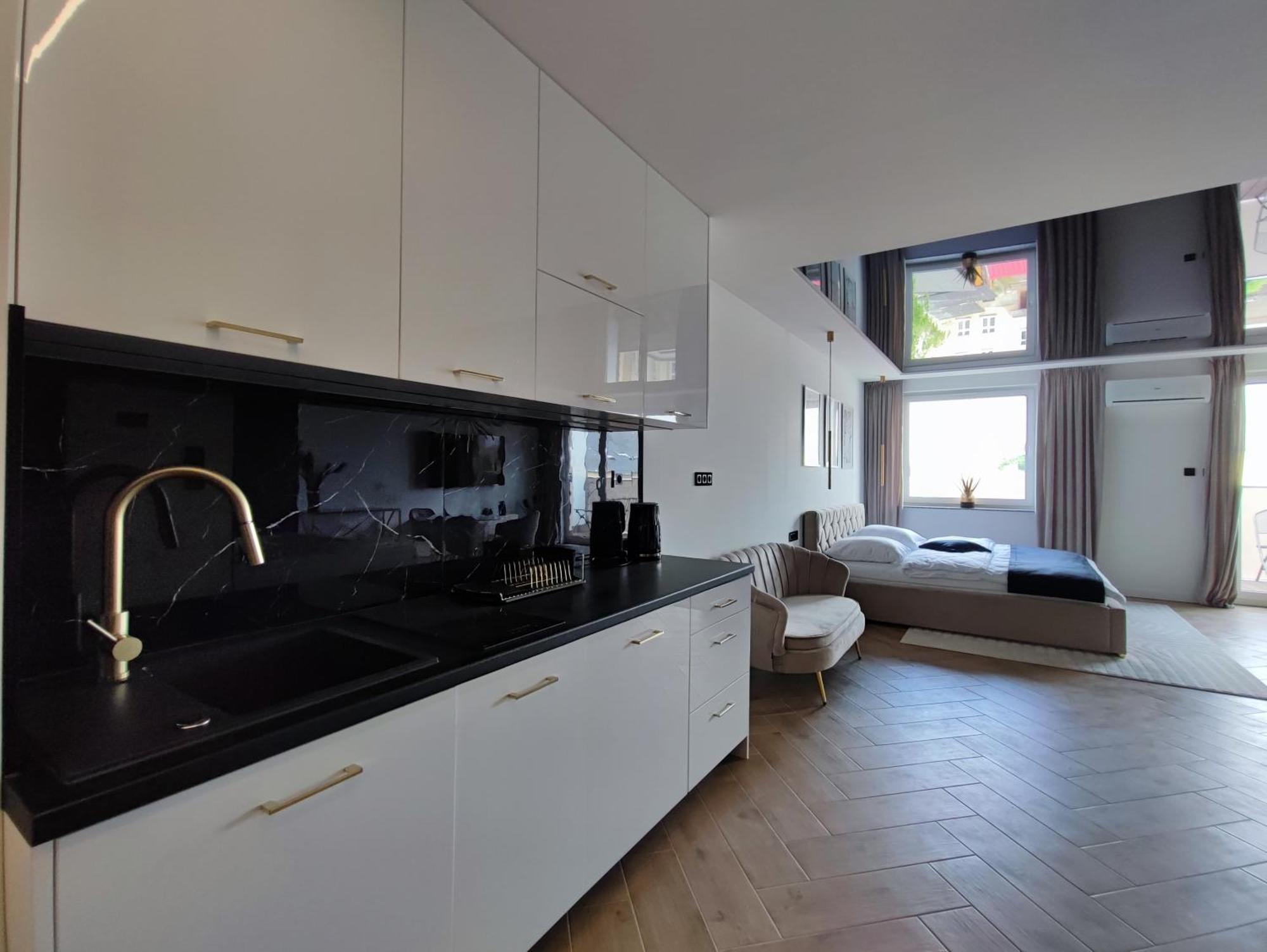 Apartament Z Jacuzzi Na Wylacznosc Dolina Baryczy Zmigrod Exterior foto