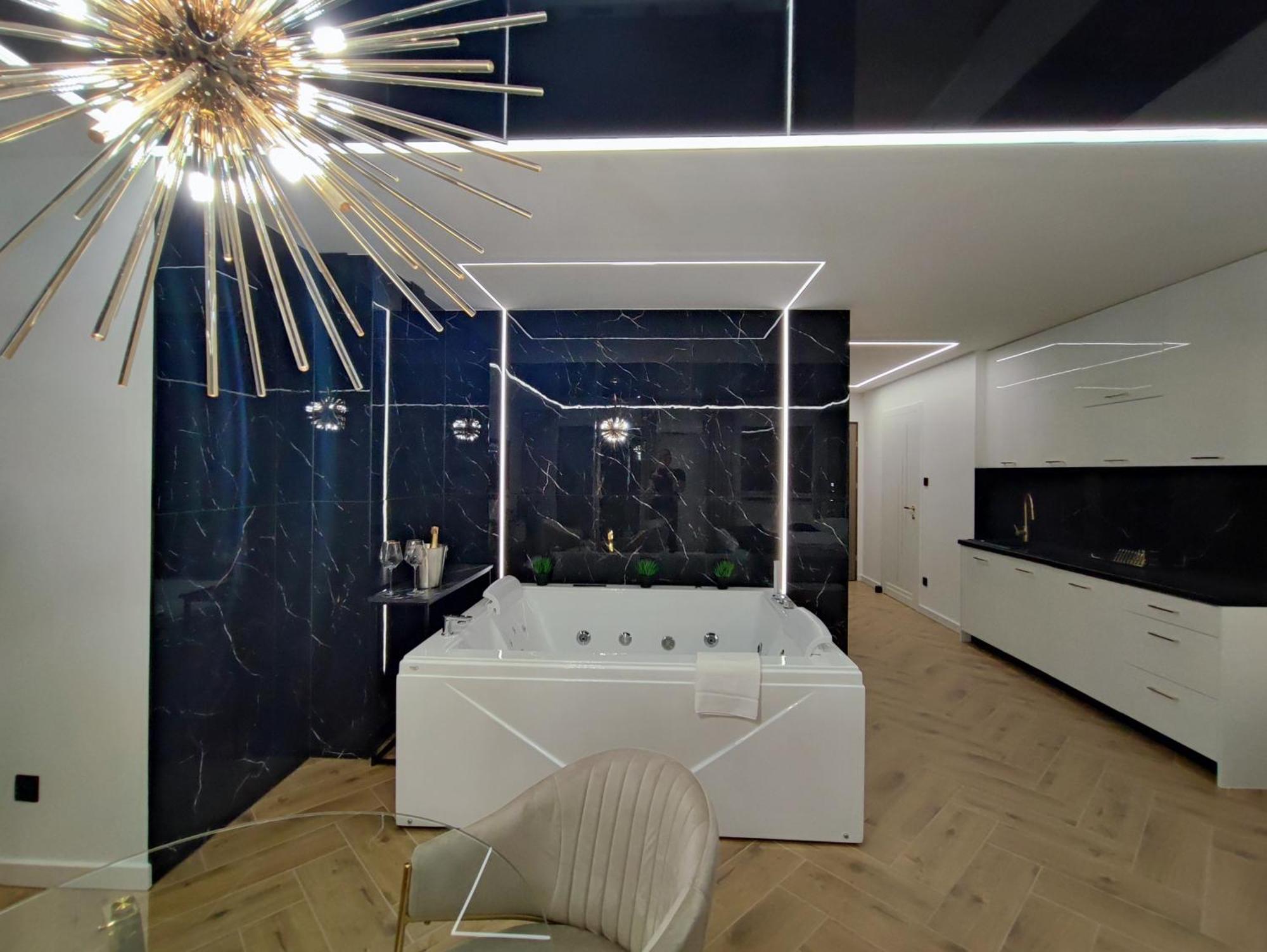 Apartament Z Jacuzzi Na Wylacznosc Dolina Baryczy Zmigrod Exterior foto